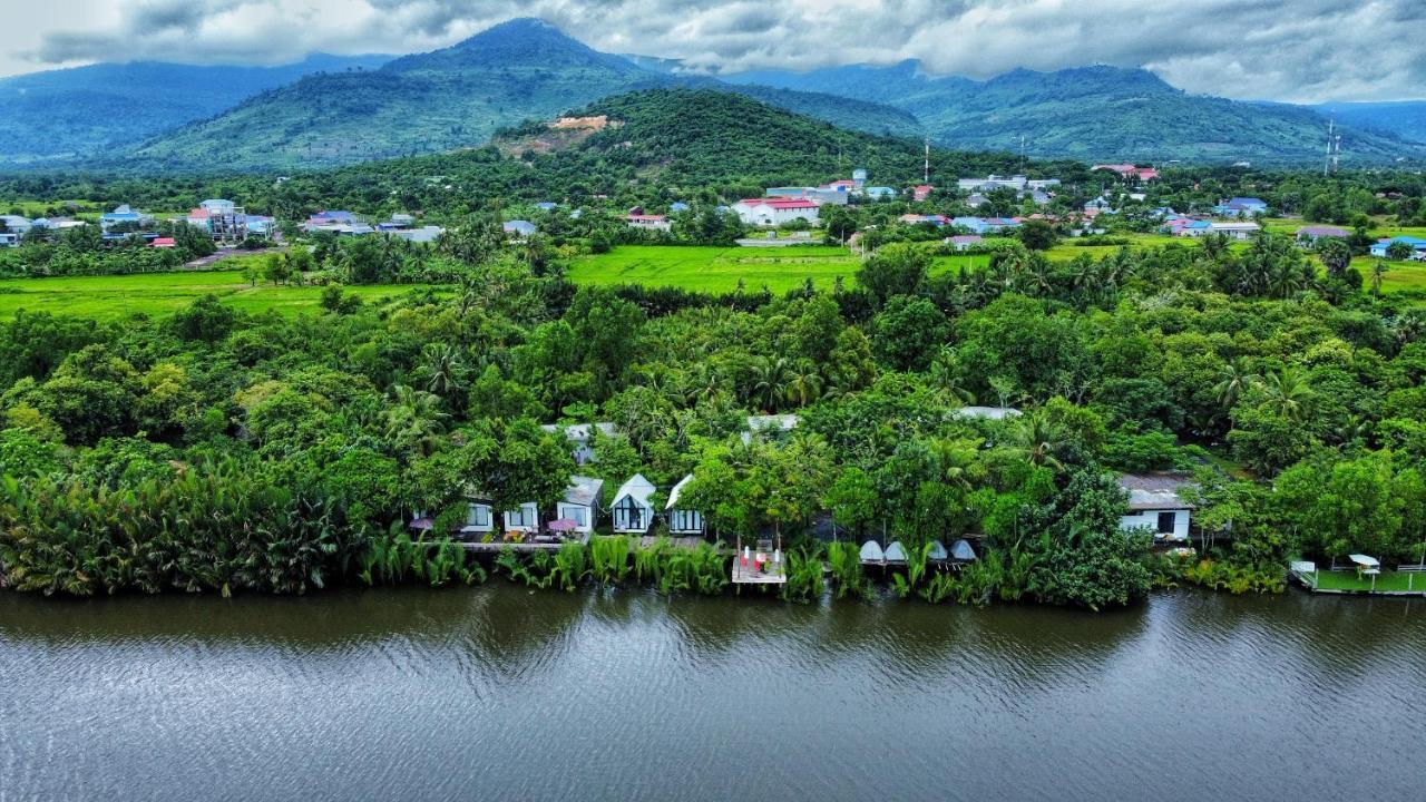Kampot Riverfront Boutique Экстерьер фото