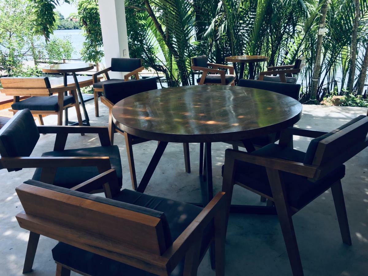 Kampot Riverfront Boutique Экстерьер фото